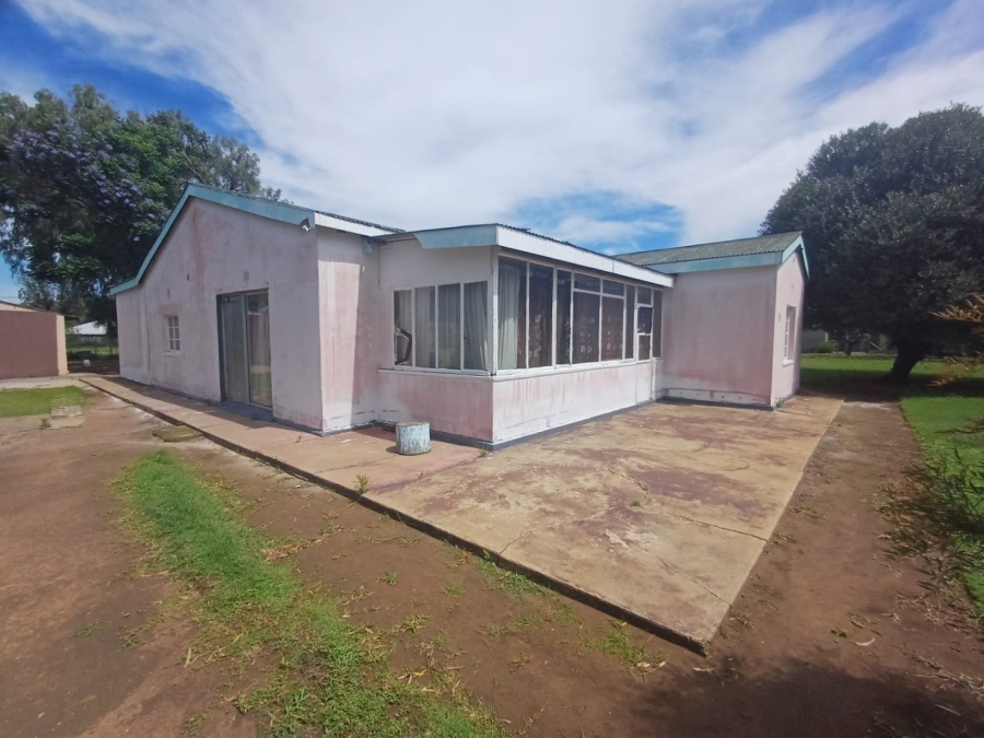 4 Bedroom Property for Sale in Dominionville North West